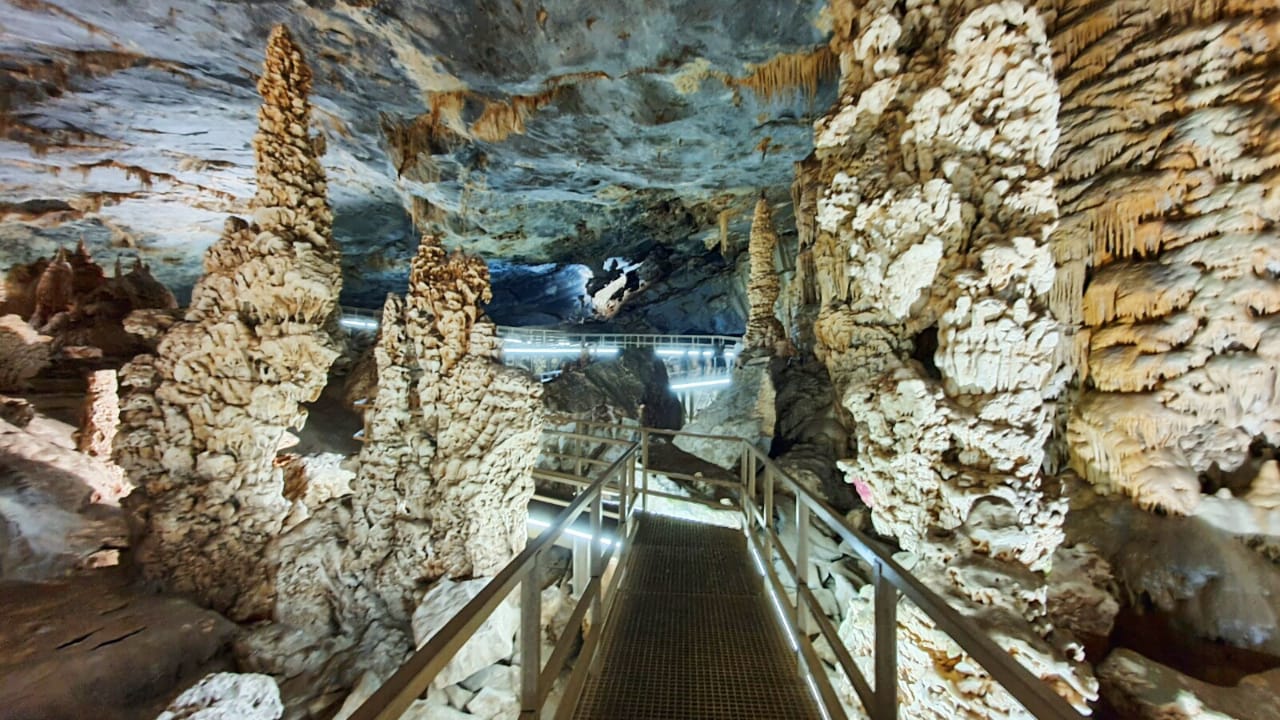 Gruta de Bustamante