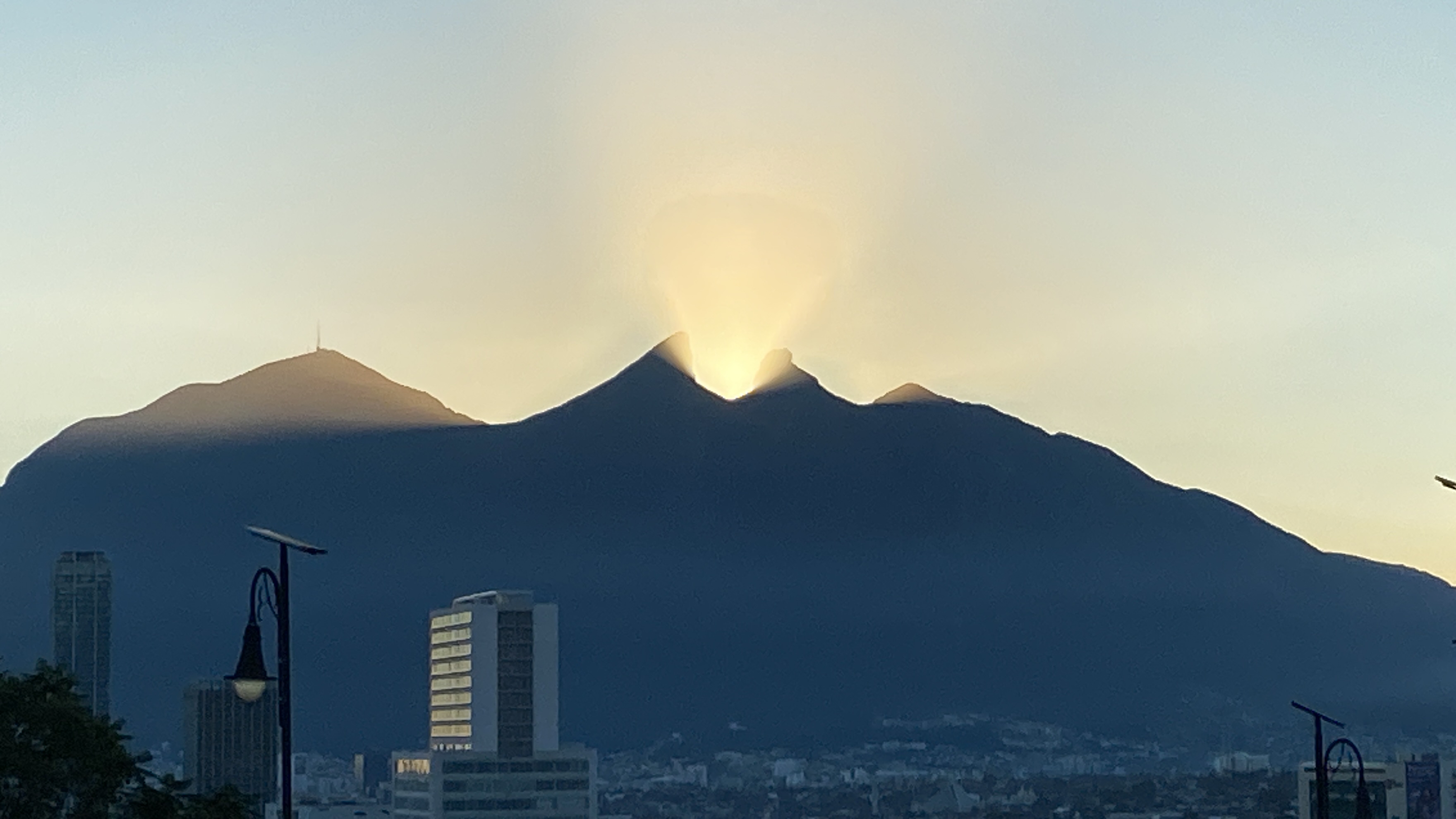 El Sorprendente Solsticio de Invierno de Monterrey