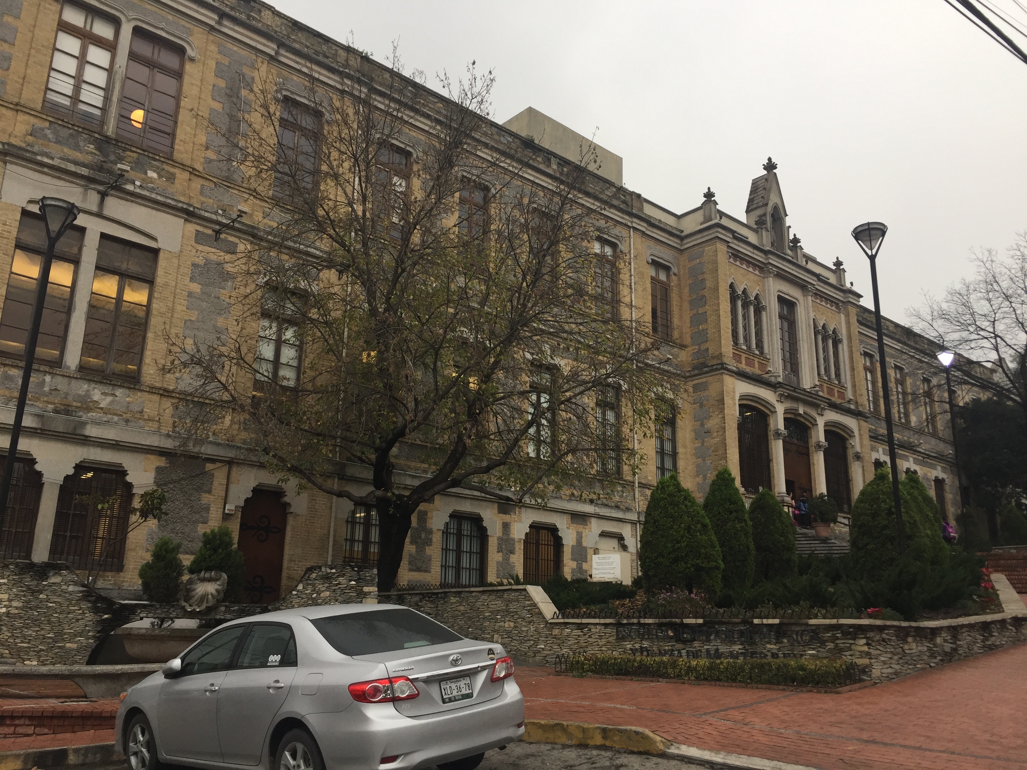 Edificio de la Escuela Superior de Múisca y Danza de Monterrey