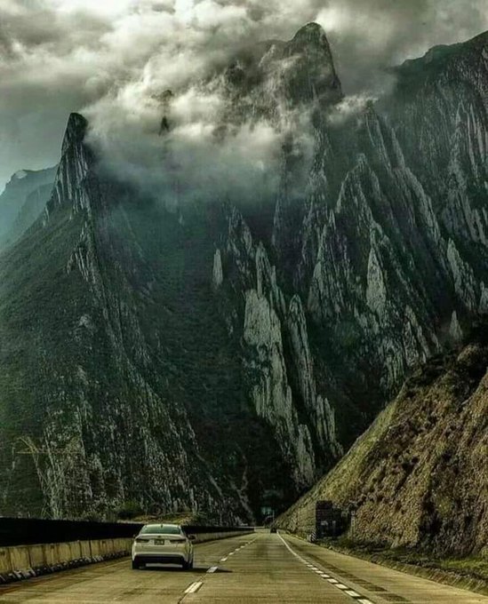 las paredes del cañon dela huasteca 
